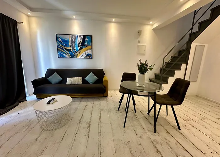 1-Bedroom Duplex 100M By The Sea