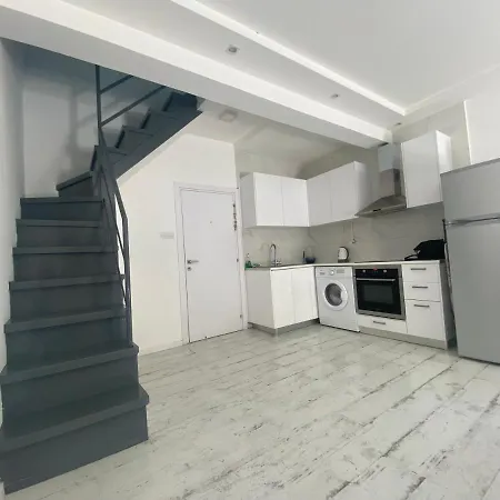 1-Bedroom Duplex 100M By The Sea Limassol Exterior photo