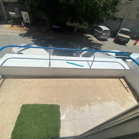 1-Bedroom Duplex 100M By The Sea Limassol Exterior photo